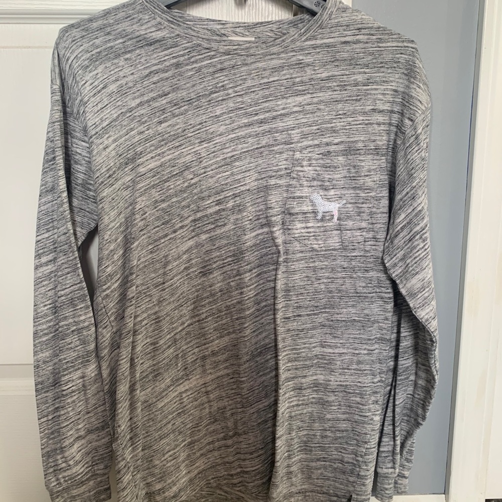 VS Pink long sleeve tee